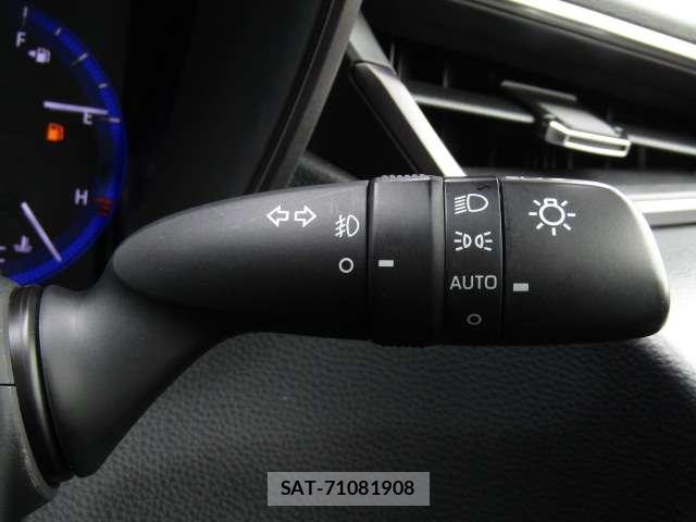 Toyota COROLLA TOURING 2020-02 8691740-14