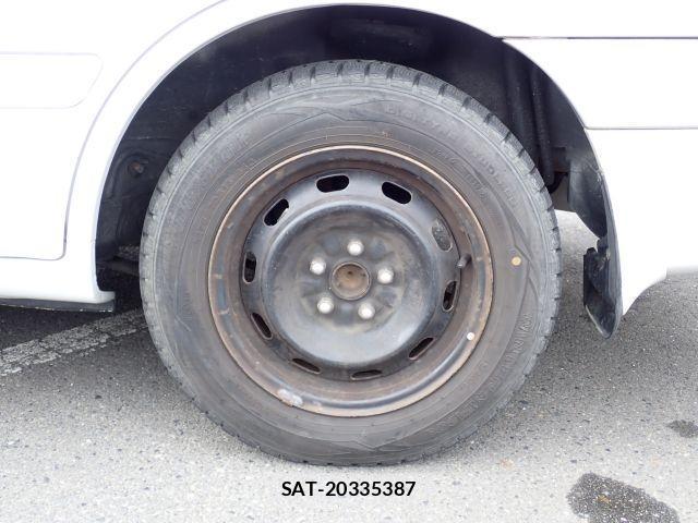 Toyota CORONA PREMIO 1999-04 8690804-8