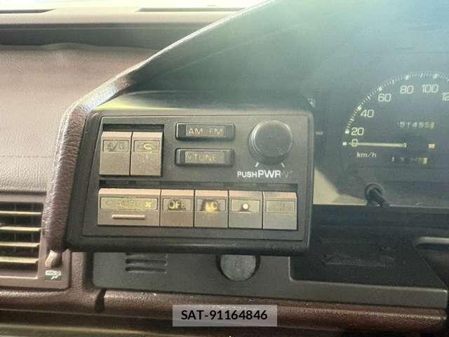 Toyota CRESTA 1988-04 8691947-9
