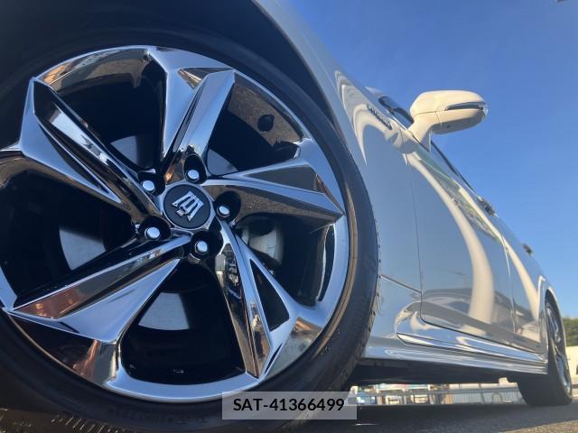 Toyota CROWN HYBRID 2019-07 8691104-7
