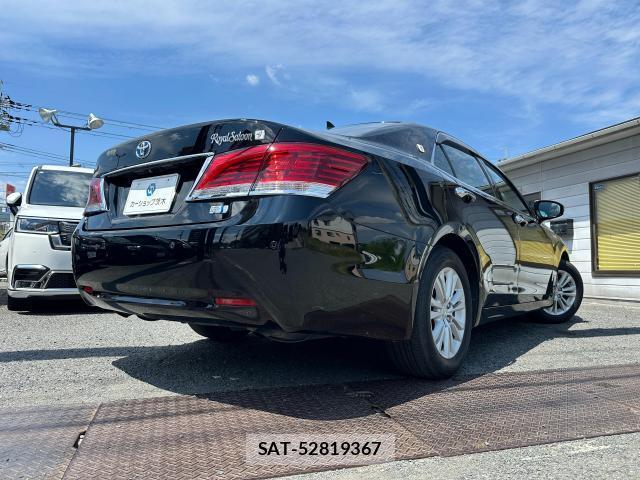 Toyota CROWN HYBRID 2013-12 8691204-1