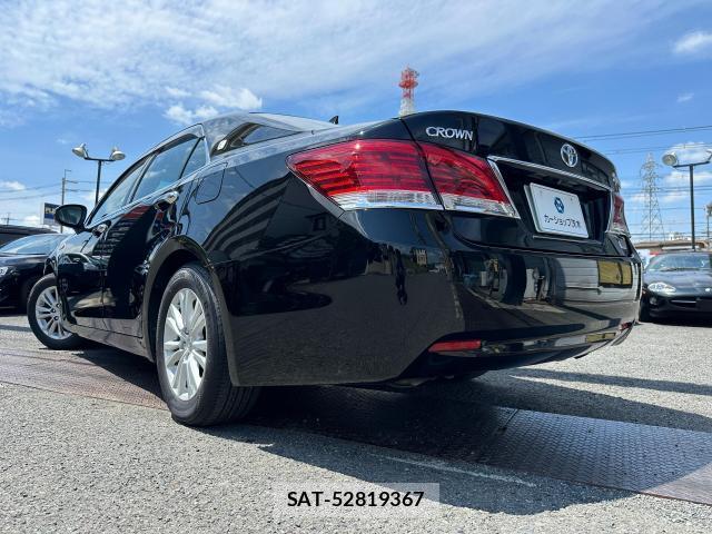 Toyota CROWN HYBRID 2013-12 8691204-13
