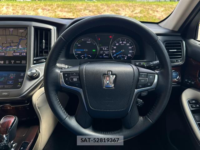Toyota CROWN HYBRID 2013-12 8691204-15
