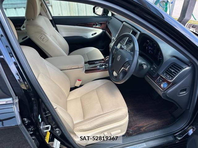 Toyota CROWN HYBRID 2013-12 8691204-2