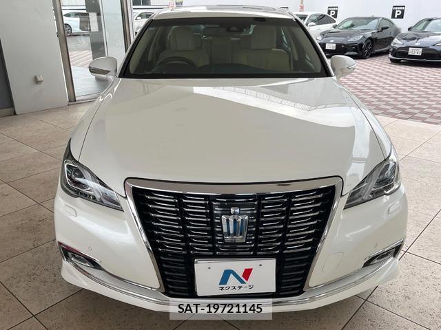 Toyota CROWN HYBRID 2018-03 8691779-13
