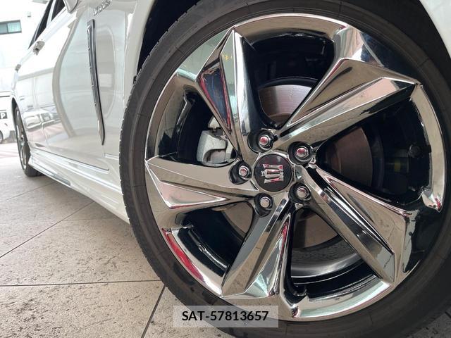 Toyota CROWN HYBRID 2019-01 8691782-12