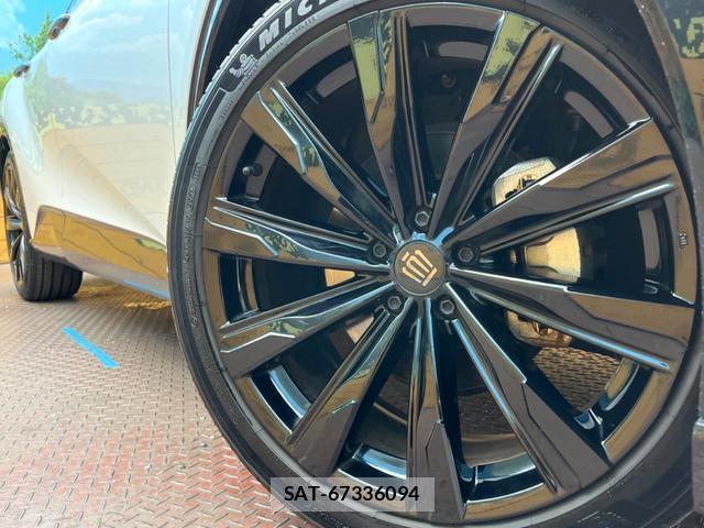 Toyota CROWN 2024-06 8690824-13