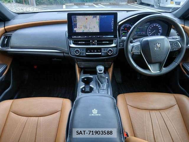 Toyota CROWN 2022-01 8690366-12