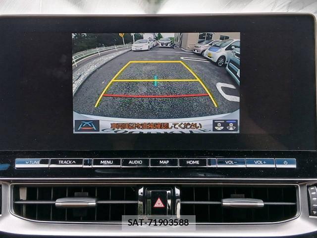 Toyota CROWN 2022-01 8690366-18