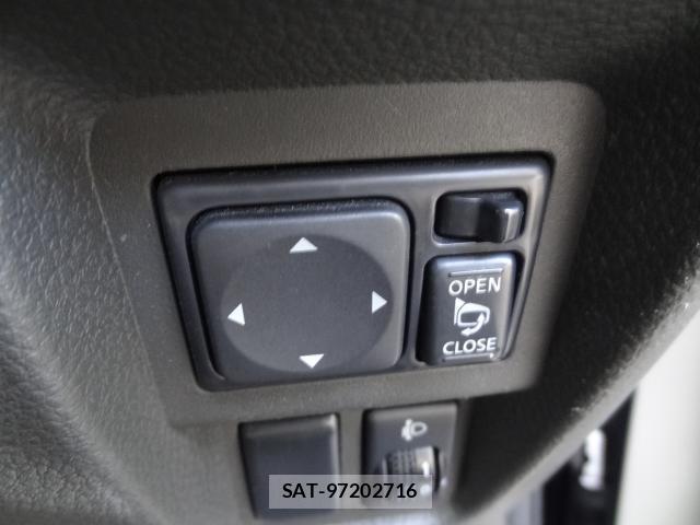 Nissan CUBE 2012-03 8691144-8