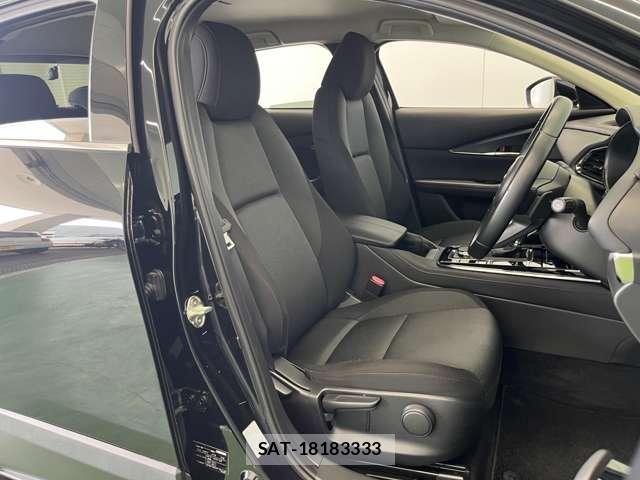 Mazda CX-30 2021-12 8691278-5