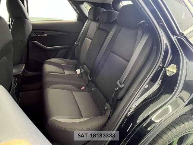 Mazda CX-30 2021-12 8691278-8
