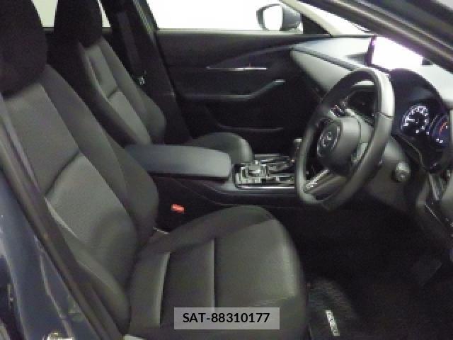 Mazda CX-30 2025-06 8691504-3