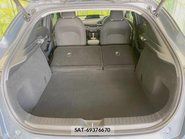 Mazda CX-30 2021-03 8691933-9