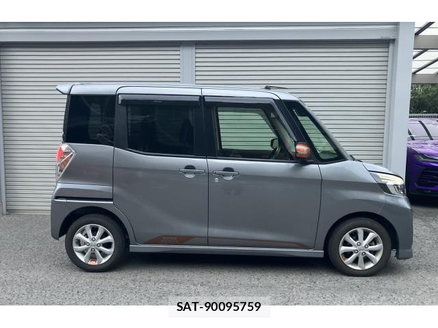 Nissan DAYZ ROOX 2017-09 8691087-15