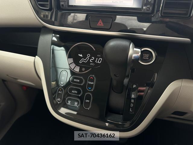 Nissan DAYZ ROOX 2015-12 8691214-15