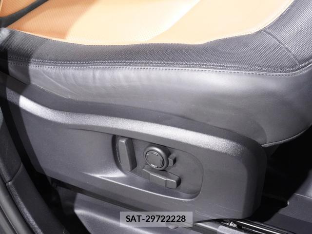 Land Rover DEFENDER 2023-07 8691822-16