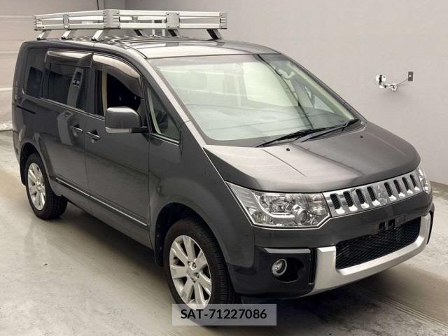 Mitsubishi DELICA 2018-03 8691548-0
