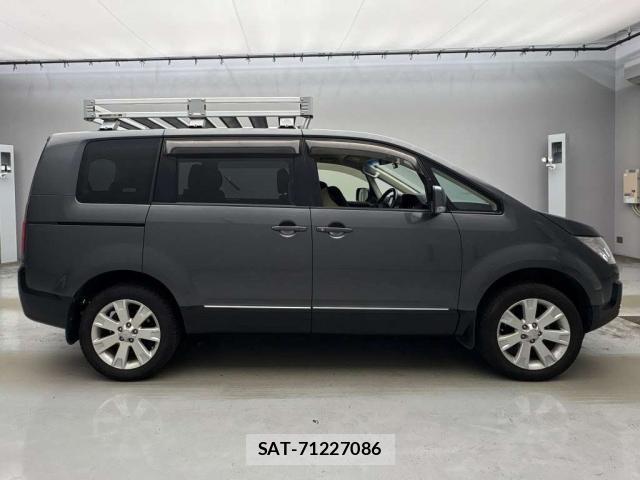 Mitsubishi DELICA 2018-03 8691548-3