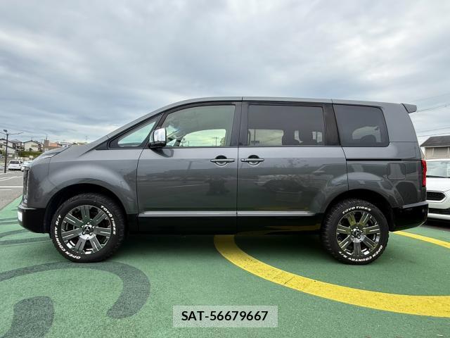 Mitsubishi DELICA 2021-05 8691692-1
