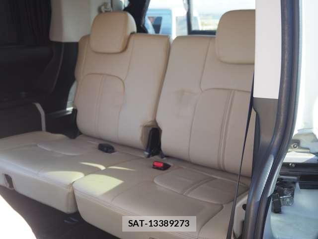 Mitsubishi DELICA 2019-04 8691725-10