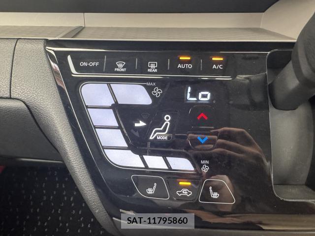 Mitsubishi DELICA MINI 2025-02 8690673-16