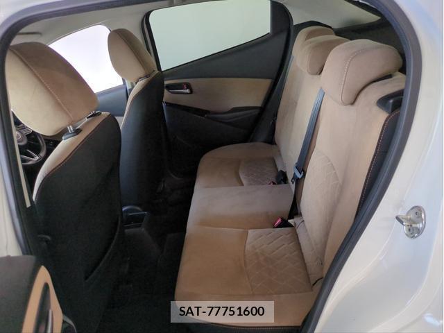 Mazda DEMIO 2017-08 8691566-6