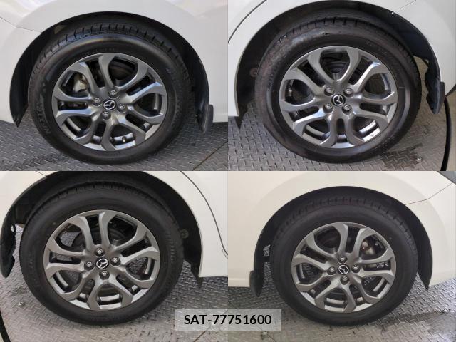 Mazda DEMIO 2017-08 8691566-8