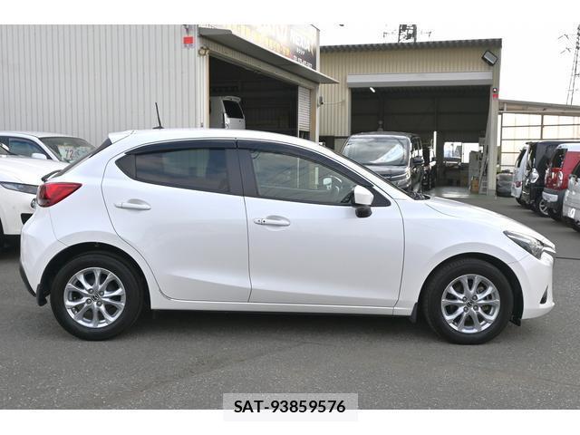 Mazda DEMIO 2015-01 8691962-7