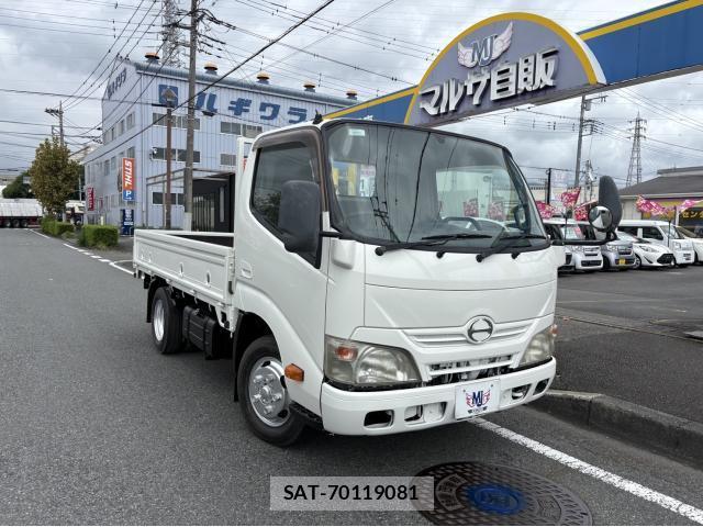 Hino DUTRO 2011-12 8690979-0