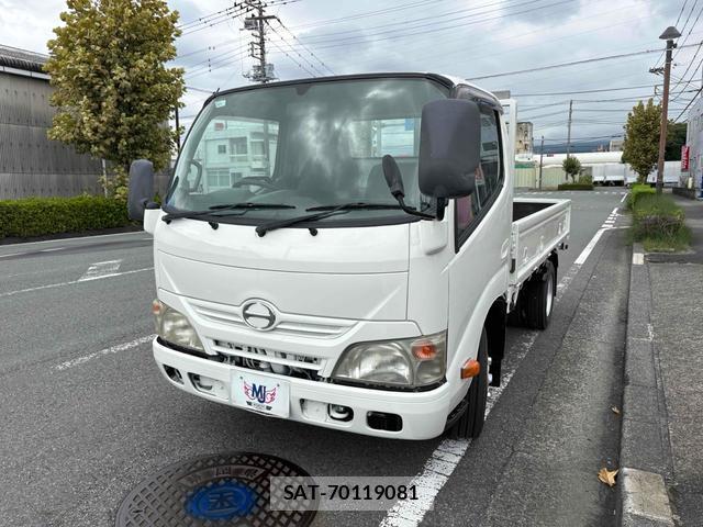 Hino DUTRO 2011-12 8690979-4