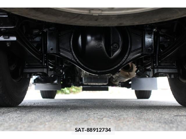 Hino DUTRO 2018-04 8691010-18