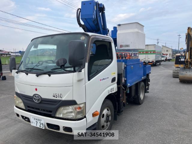 Hino DUTRO 2013-05 8691193-0
