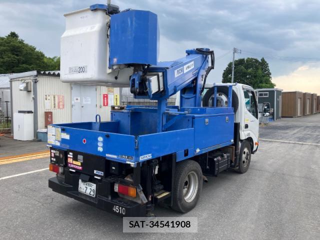 Hino DUTRO 2013-05 8691193-1