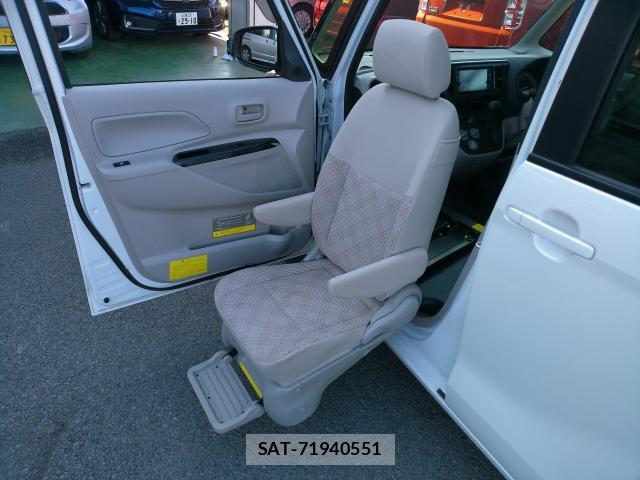 Mitsubishi EK SPACE 2017-05 8691154-10