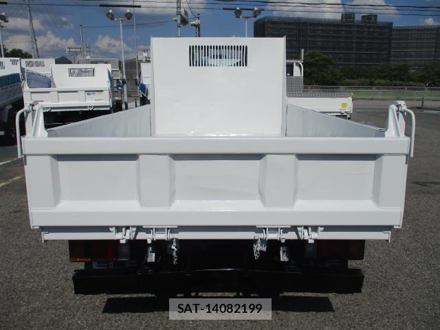 Isuzu ELF TRUCK 2015-03 8690324-3