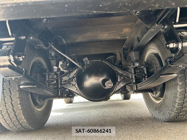Isuzu ELF TRUCK 2010-05 8690660-15