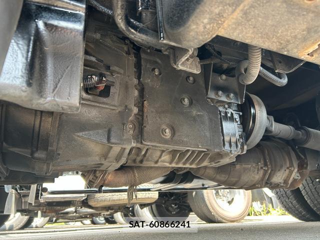 Isuzu ELF TRUCK 2010-05 8690660-16