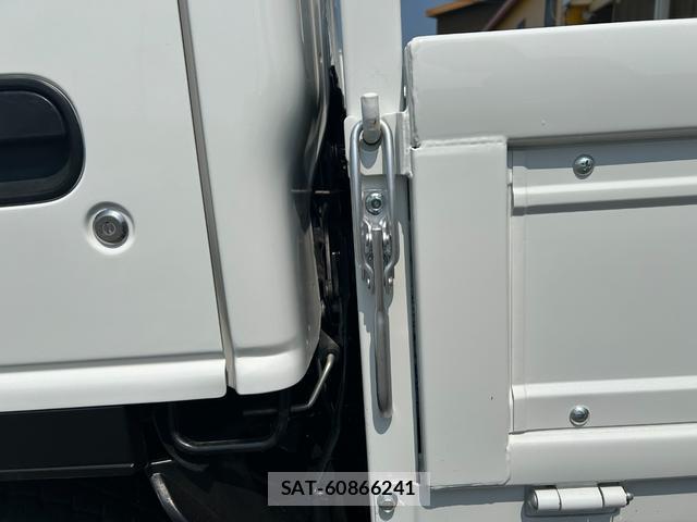 Isuzu ELF TRUCK 2010-05 8690660-18