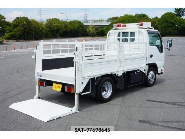 Isuzu ELF TRUCK 2013-04 8690827-4
