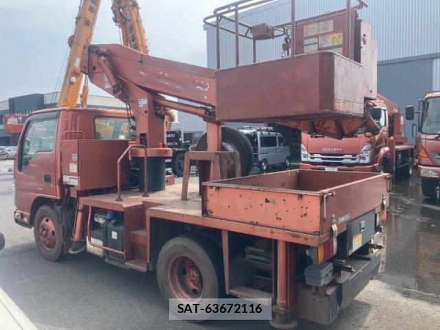 Isuzu ELF TRUCK 2011-12 8691189-1