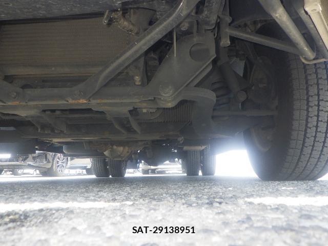 Isuzu ELF TRUCK 2015-08 8691192-13