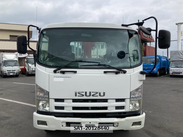 Isuzu ELF TRUCK 2011-08 8691290-1