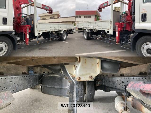 Isuzu ELF TRUCK 2011-08 8691290-10