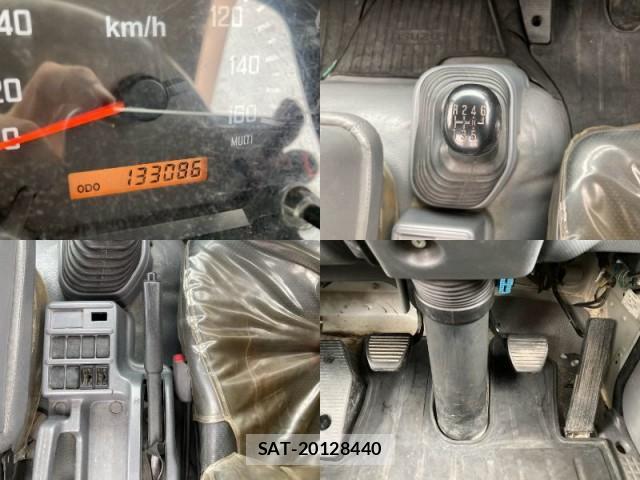 Isuzu ELF TRUCK 2011-08 8691290-18