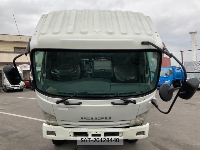 Isuzu ELF TRUCK 2011-08 8691290-2