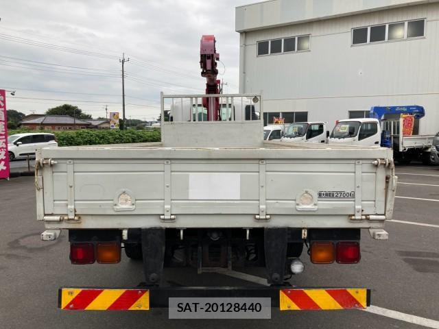 Isuzu ELF TRUCK 2011-08 8691290-7