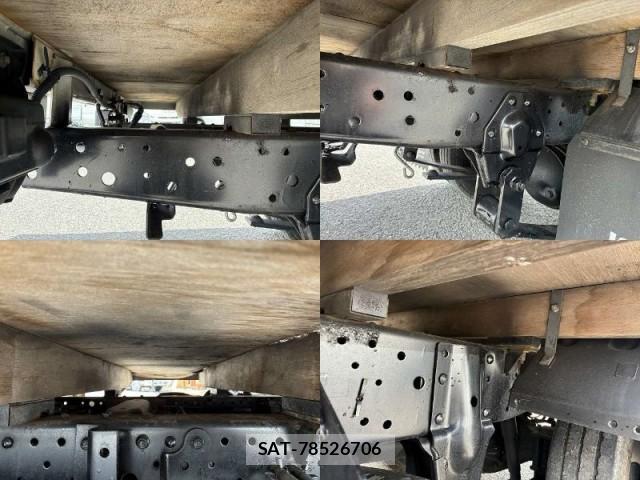 Isuzu ELF TRUCK 2017-03 8691911-12