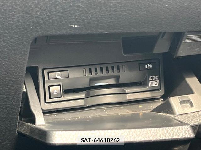 Lexus ES 2019-09 8690780-6