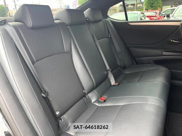 Lexus ES 2019-09 8690780-8
